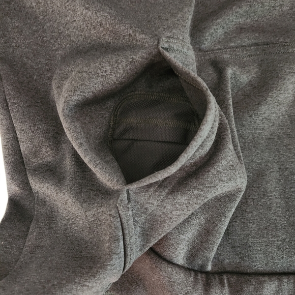 The North Face Men’s Heathered Charcoal Logo Fleece Pullover Hoodie M - like new - Picture 6 of 12